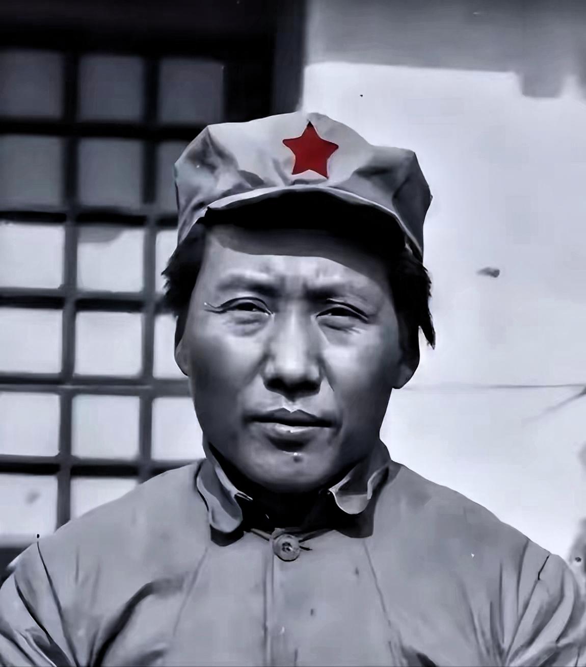 刷到一条阴阳怪气的评论，瞬间扎心了，居然有人说：现在还有人信那套？我盯着这句话，