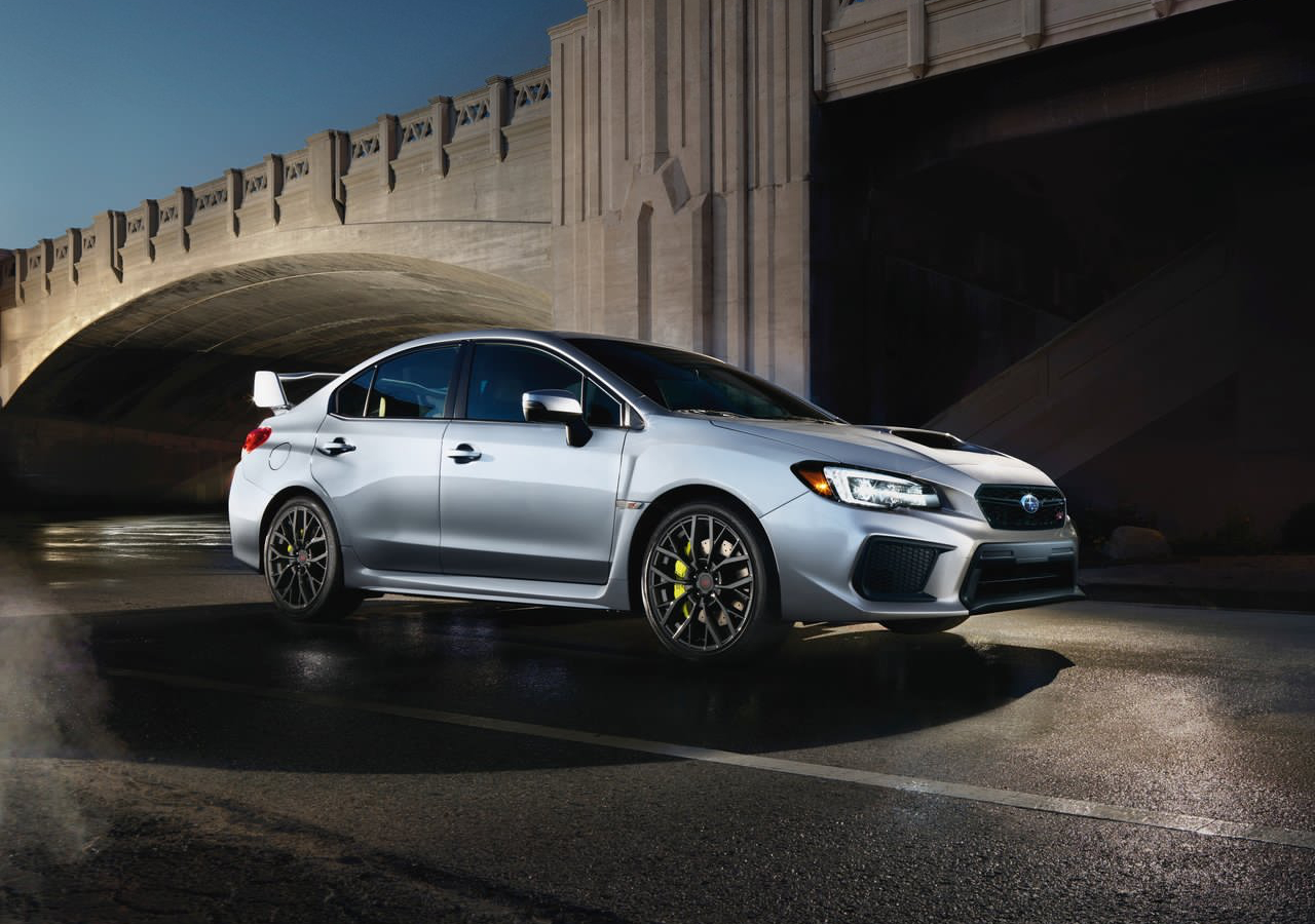 斯巴鲁翼豹   2018 Subaru WRX STI四门宽体性能轿车，仅6速手