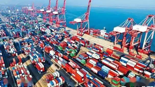 全世界乱成一锅粥，三场战争同时开打，俄乌冲突未歇，中东战火再起，巴阿冲突又添新乱