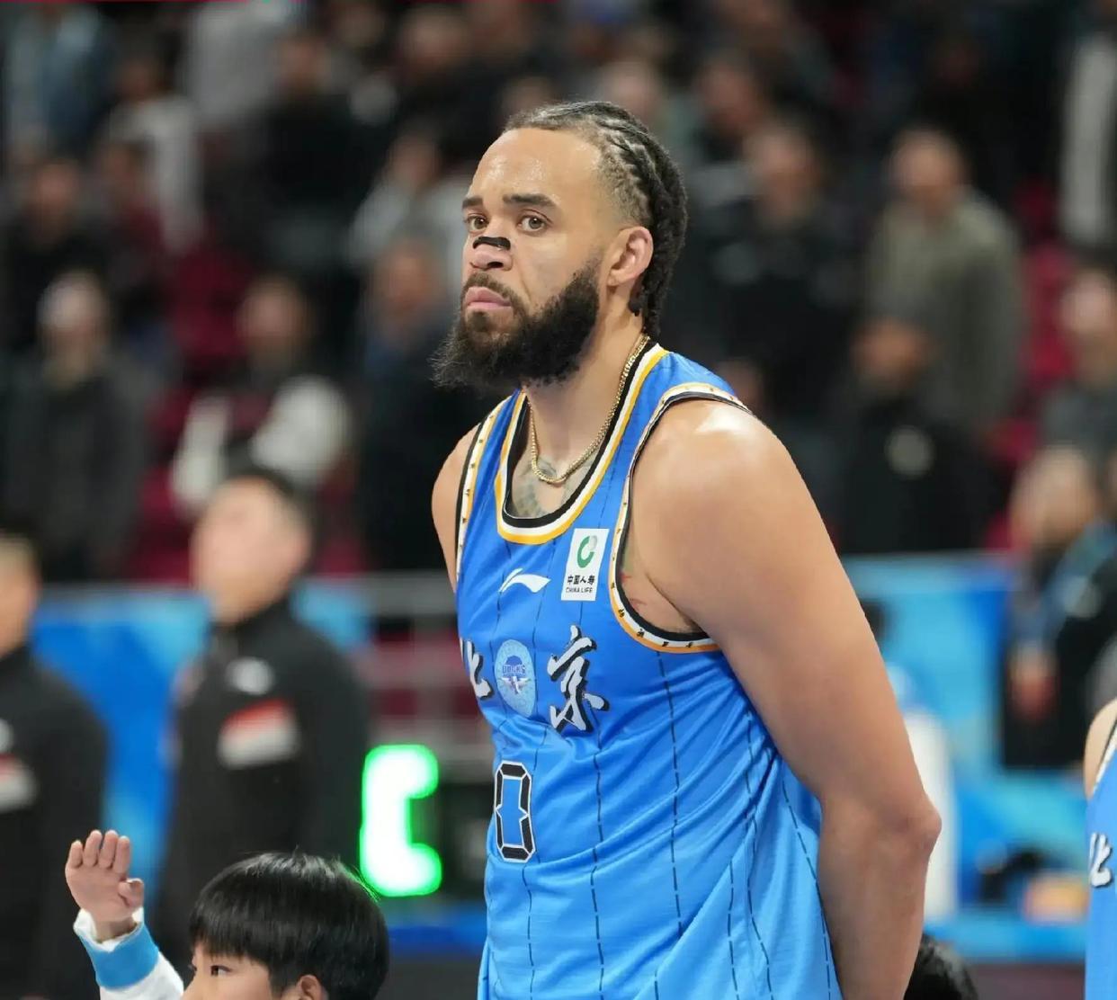 许利民向麦基提要求！
北京男篮近期屡战屡胜，不仅杰曼状态越来越好，全队的士气也越