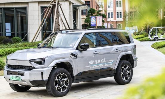 练秋湖谋新局，猛士X华为共拓智能越野未来版图
10月17日，东风汽车集团股份有限