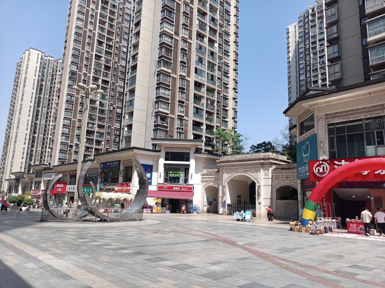 重庆轨道交通二号，三号线，可不可以打造城市轨道交通旅游线呢？简单的说，就是让轨道