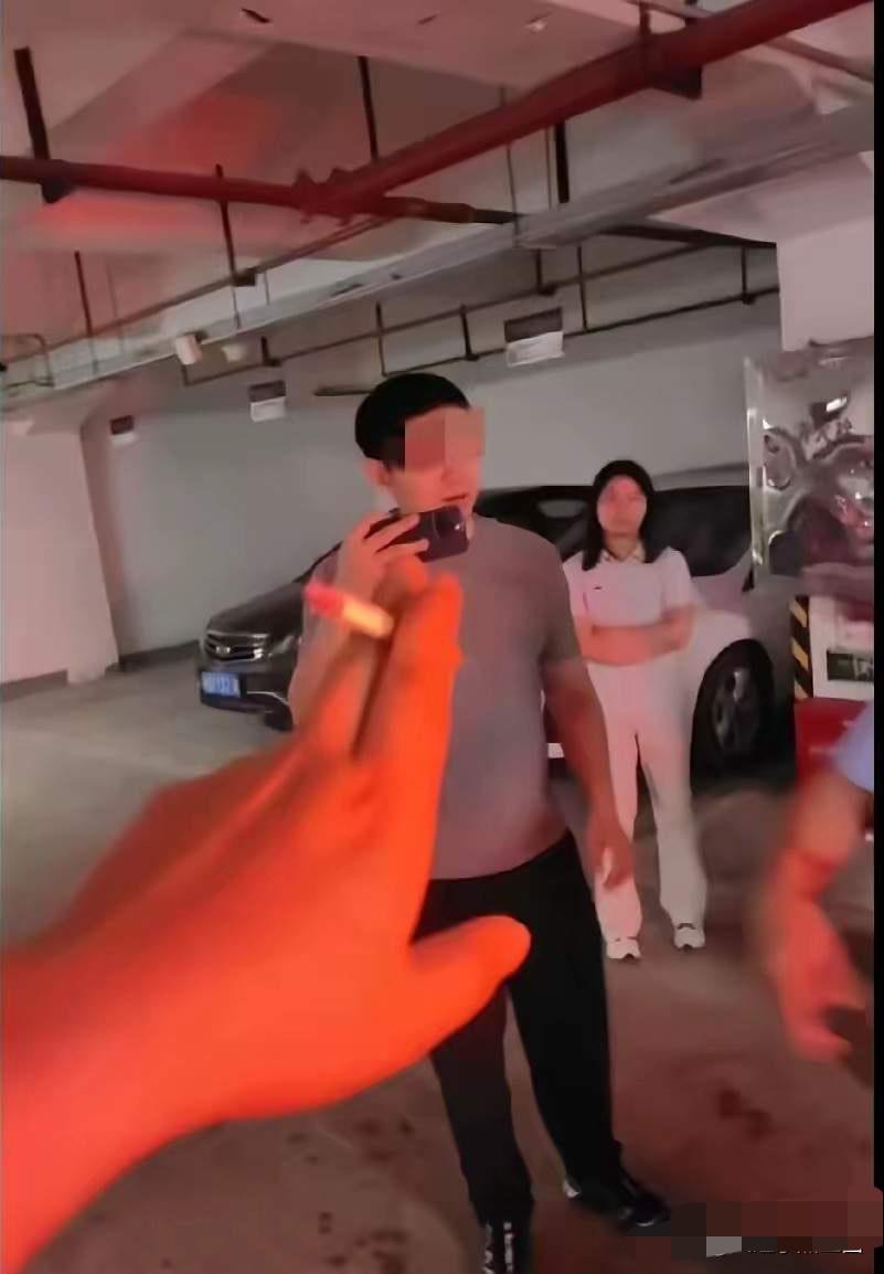 长沙彭女士的男朋友雷先生一表人才，工作也不错，两人郎才女貌，可以说是门当户对，隹