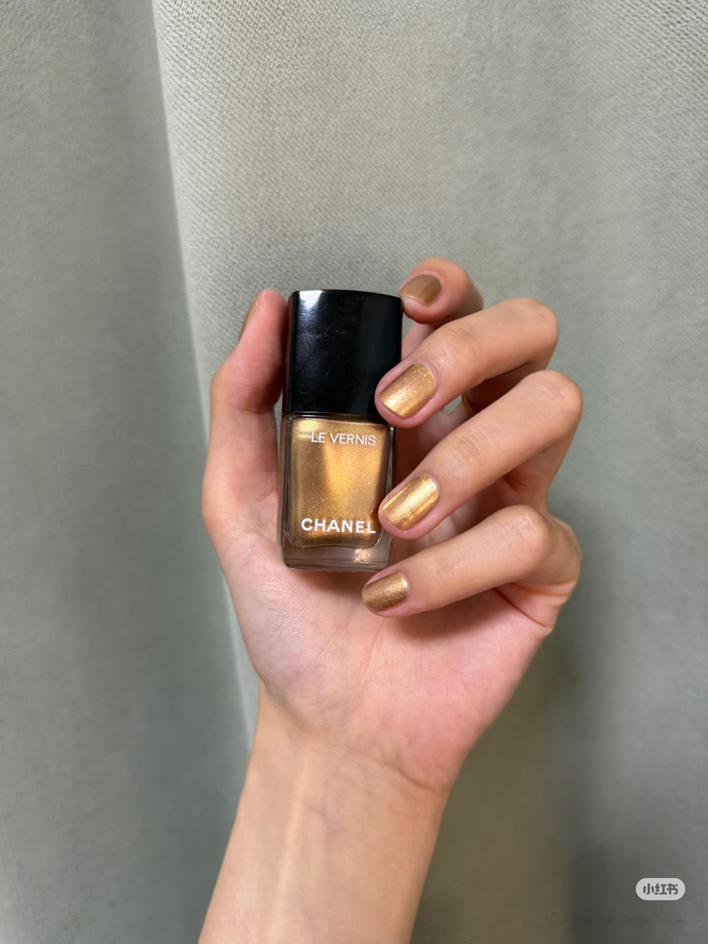 今天还特别想买指甲油💅不做烤灯的了 