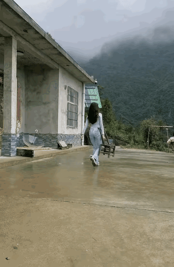 家就是家，一个人灵魂的归宿！家是刻在骨子里的魂，是远在天边的游子挥抹不去的乡愁…