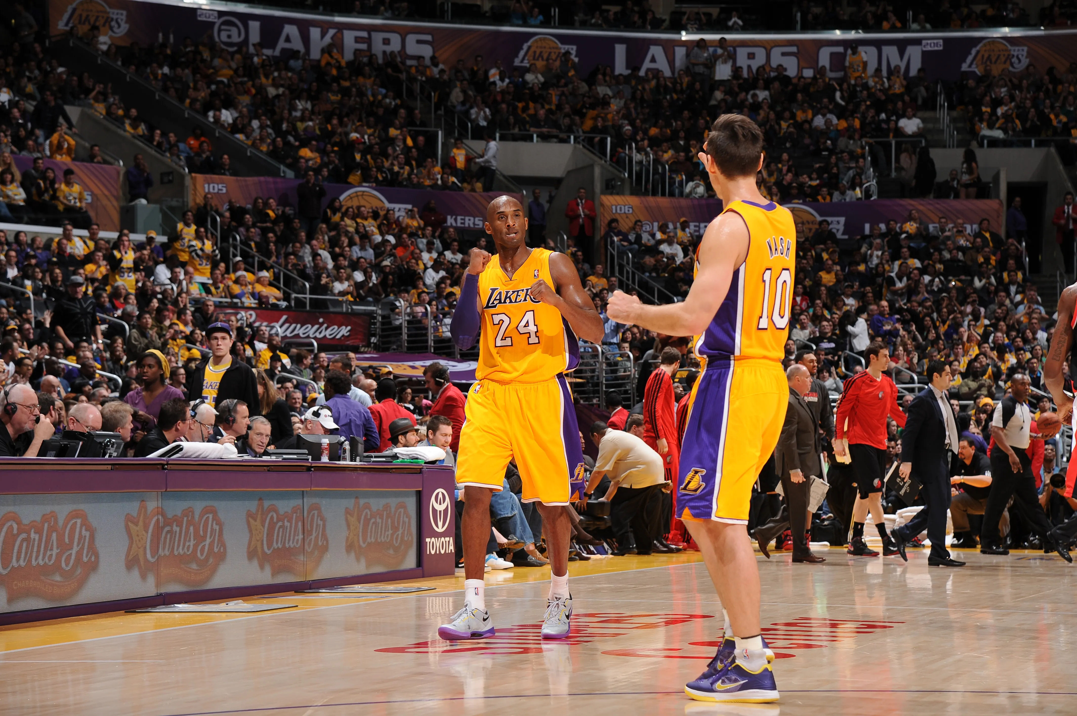 Kobe Bryant Steve Nash  右科比 纳什
