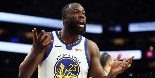 与科尔争吵，格林不满的情绪早已积赞以久

上一场勇士对阵魔术的比赛中，格林在一次