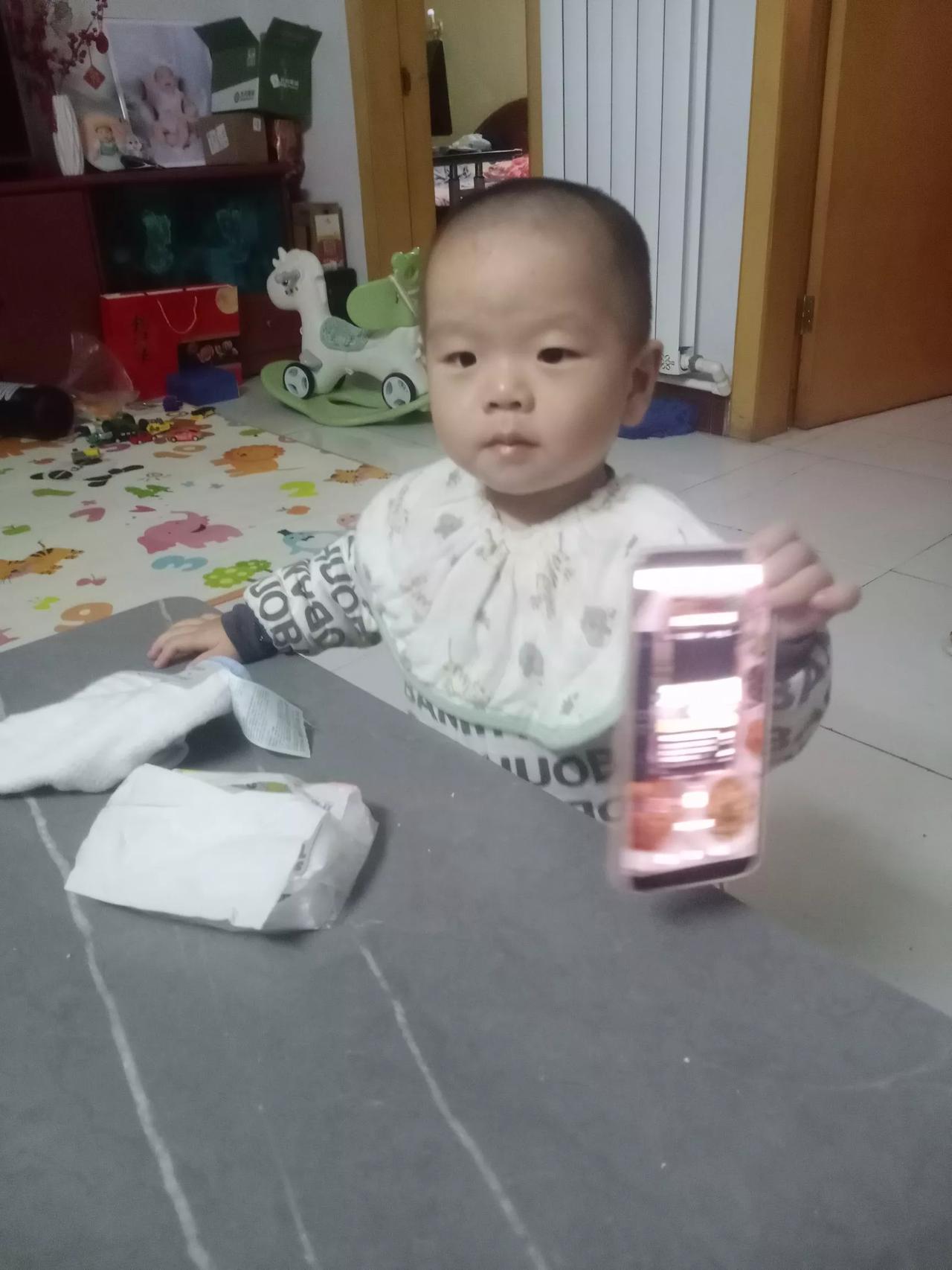 一诺。上星期的图，18号星期一还没有来。[微笑]