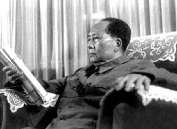 1958年北京军区政委要辞职，毛主席惊讶道：荣臻，你去看看怎么了

“主席，朱政
