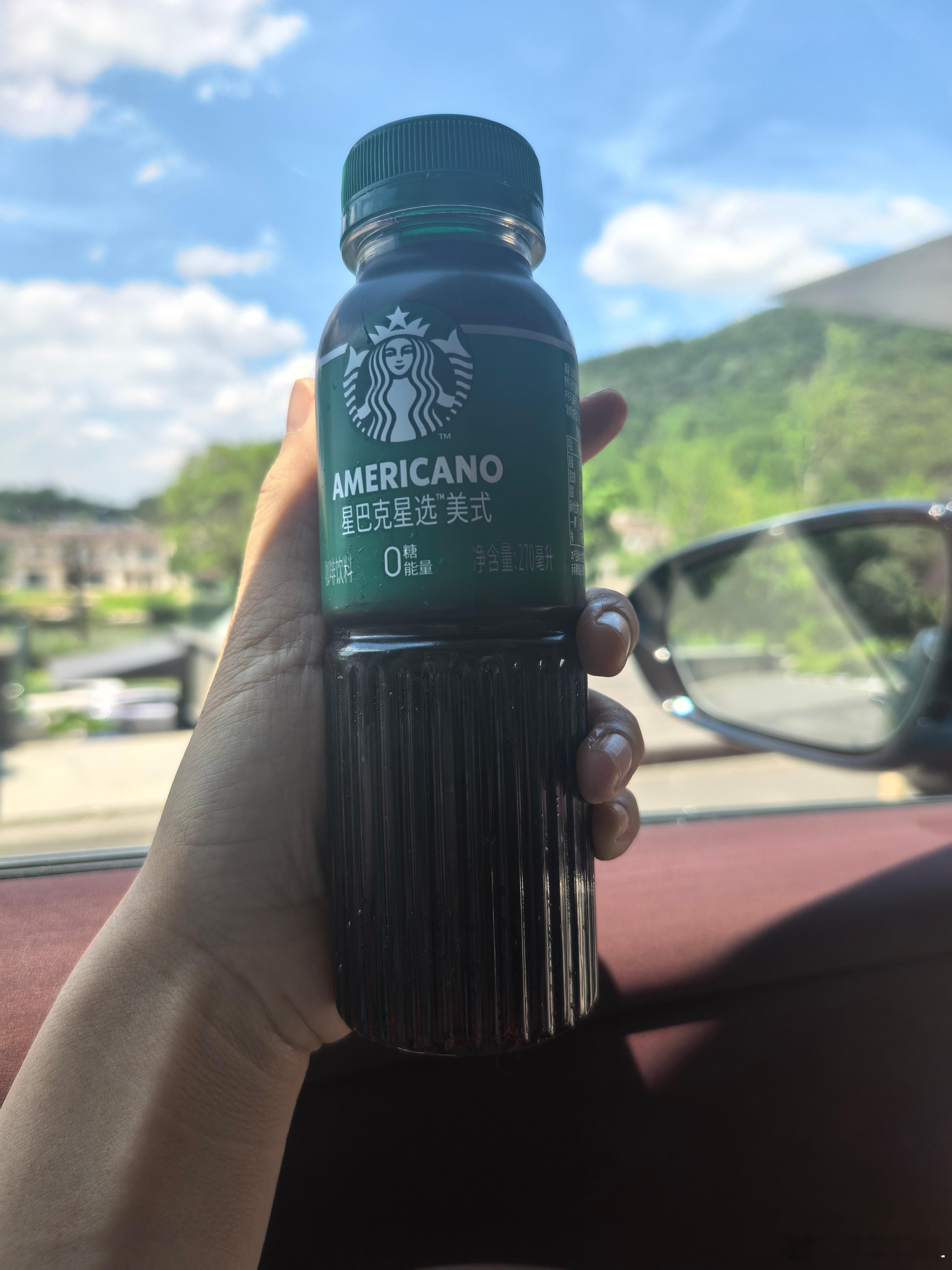 可以一人一辆车了。一个人的旅行开始啦。大家猜猜我一会准备去哪里？ ​​​