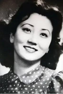2012年，蒋英去世，享年93岁。
弥留之际，蒋英对身边的孩子们说:“我该走了。