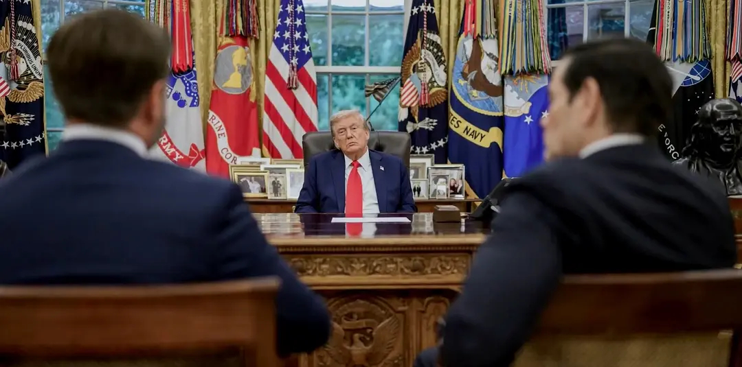 每日一片 《揭露时代》（2025）无论主题之宏大，还是对话规格之高，这都堪称全球