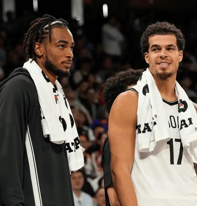 做梦！美媒：小波特和赵4可能加盟湖人。
湖人拿谁换？唯一有价值的是里夫斯、八村、