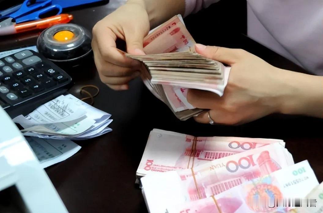 央行最新披露，中国人均存款达到10.8万，你知道是什么概念吗？
欧洲的捷克和波兰
