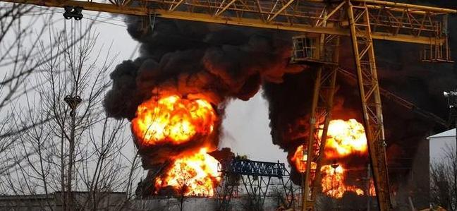 炸完莫斯科后，乌克兰已选好下一个战场？中方：谴责袭击无辜平民。6月18日，乌克兰