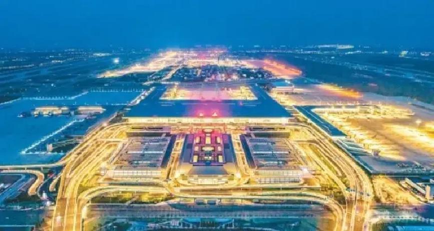 2025年4月，西安咸阳机场T5航站楼在全球Skytrax评选中，力压众多新锐对