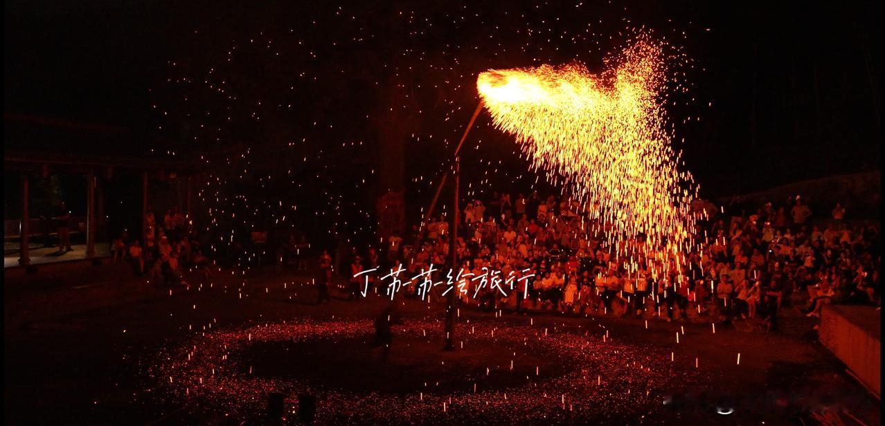 福州国庆中秋非遗文化赏秋线路！小众自驾游
D1：福州→屏南古村文艺线🏯棠口溪→