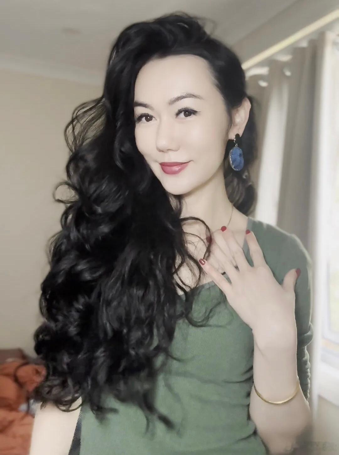 阿姨大波浪韵味熟妇 ​​​