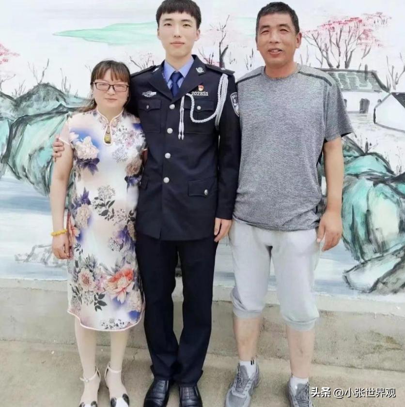 江苏一女子，儿子因公牺牲，她伤心欲绝，每天以泪洗面，2022 年 12 月 3 