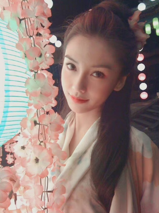 #angelababy# [太阳] #杨颖# 『0228早安电台』“我一直把人生