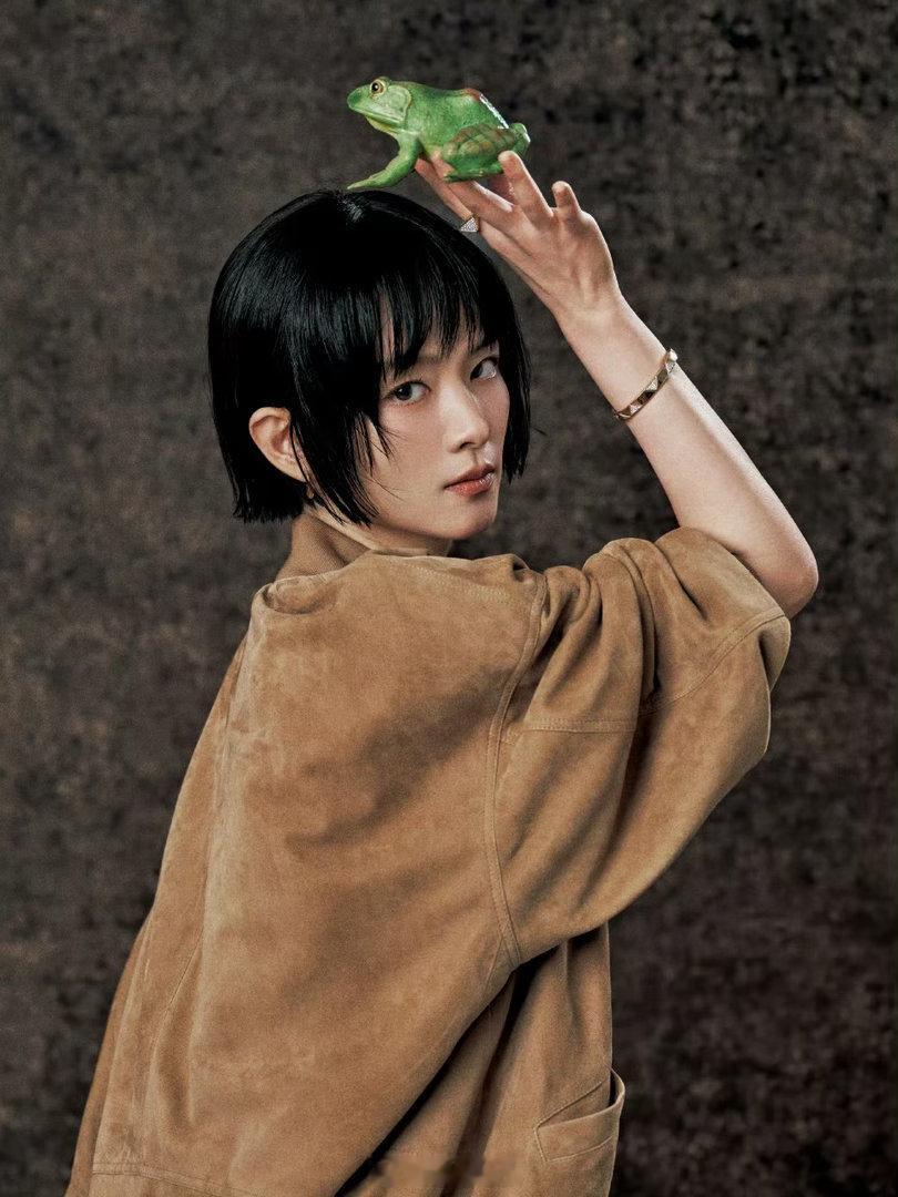 陈昊宇 