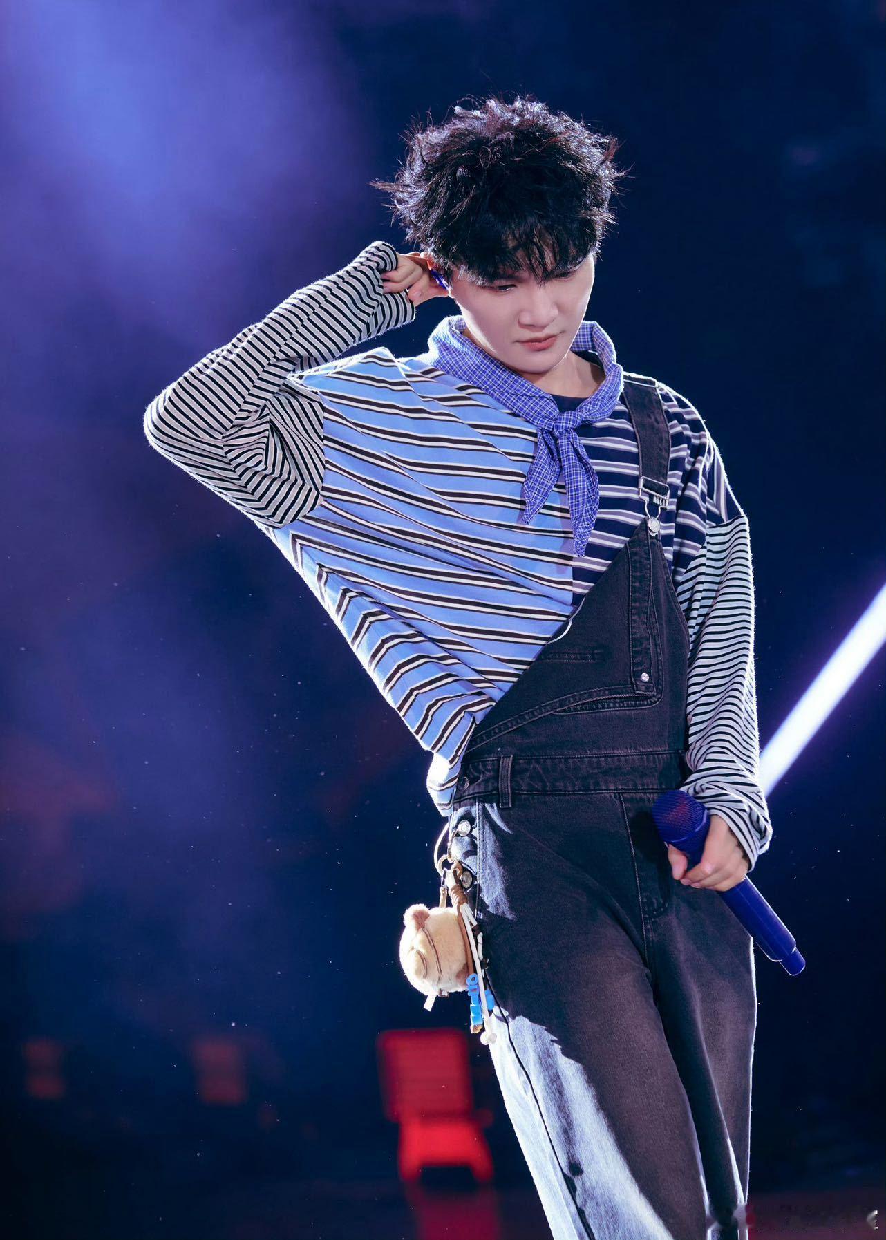 周深今天的我们首唱舞台周深新歌今天的我们 周深新歌再度上新！《今天的我们》是央视