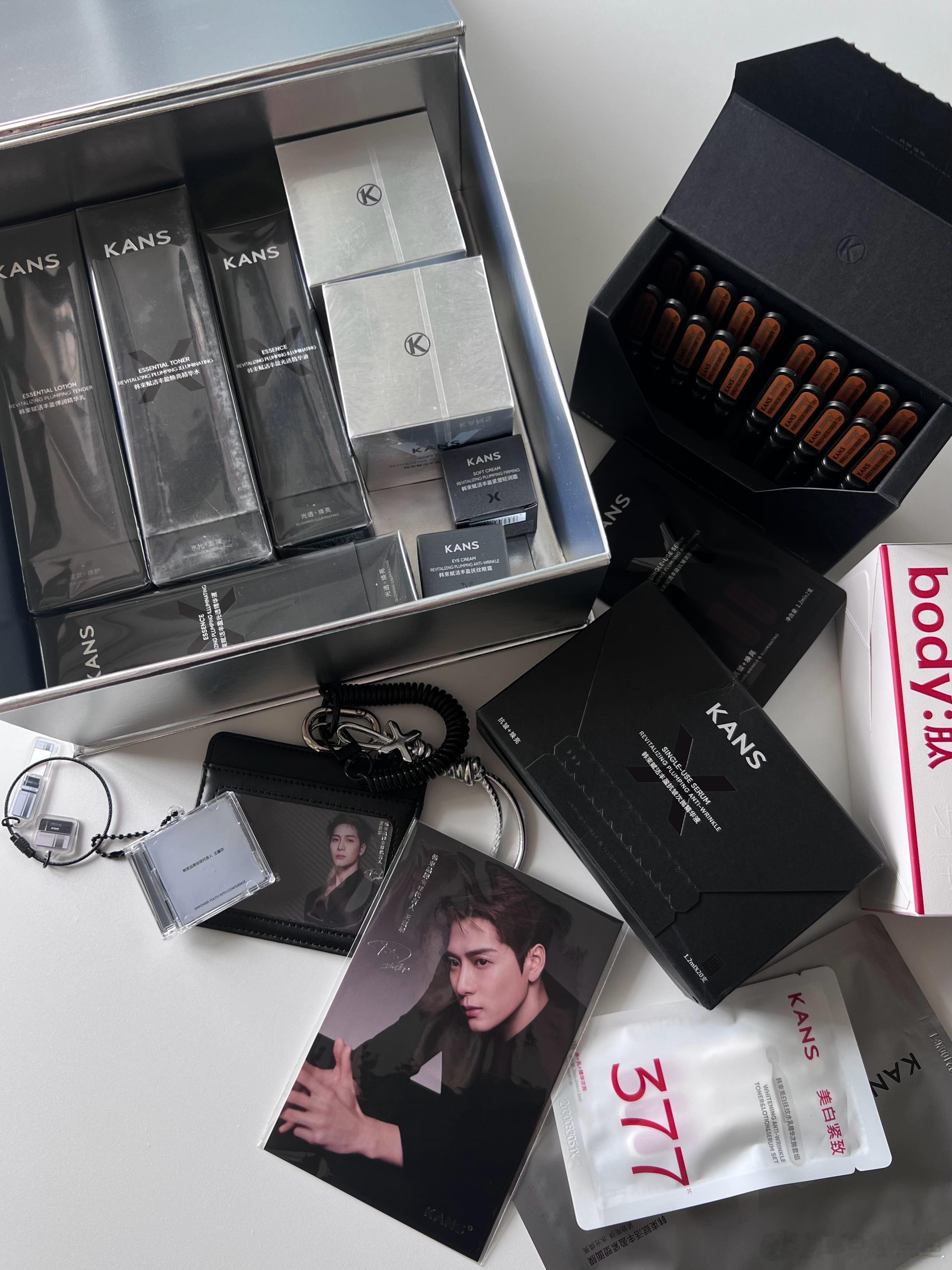 以后别问我用什么护肤品了是这个王嘉尔代言的韩束呢王嘉尔韩束品牌全球代言人 ​​​