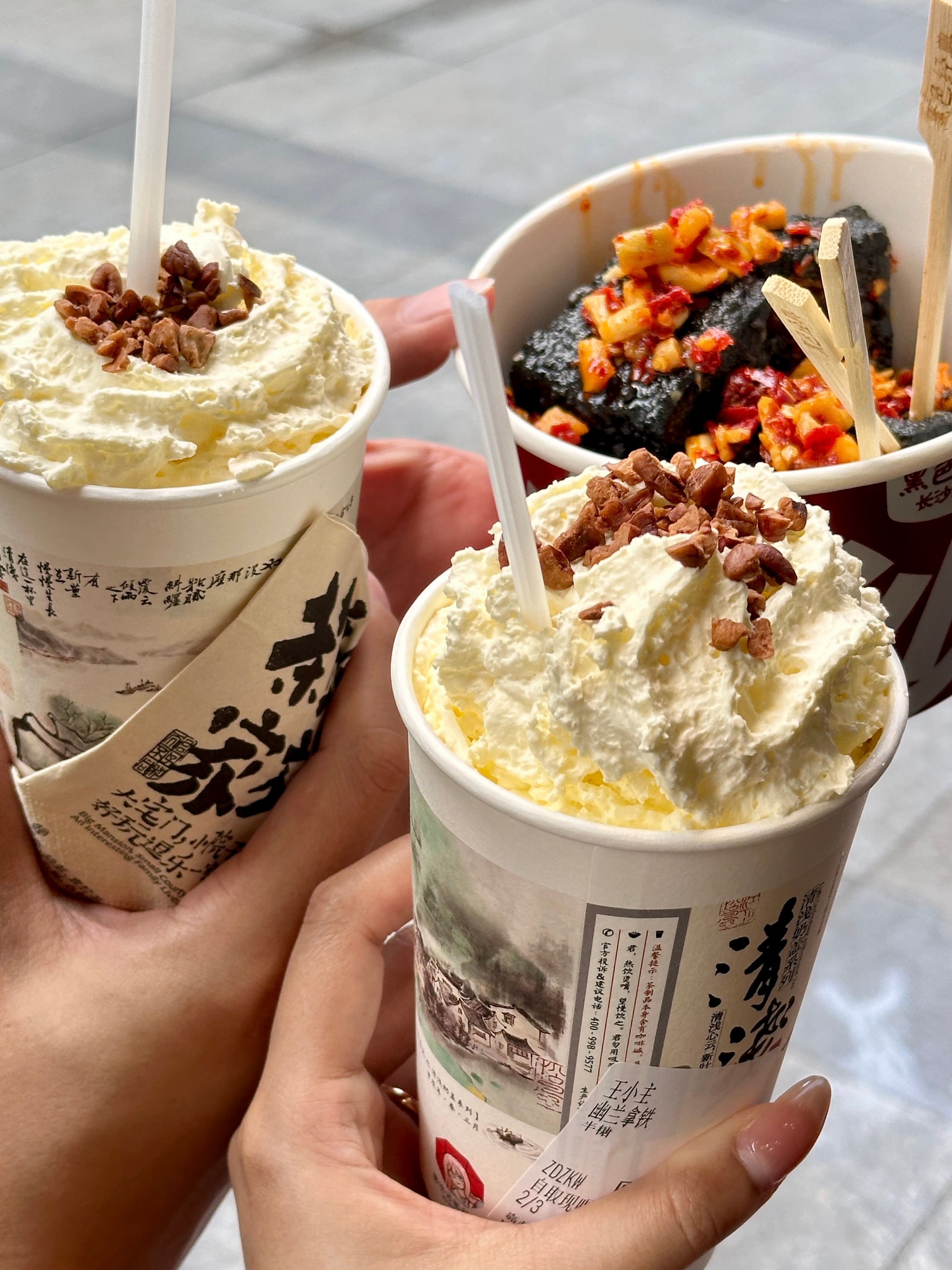 真的！没有人可以拒绝长沙美食！！在长沙每天也就吃个五六七八顿吧…本半个四川人每天