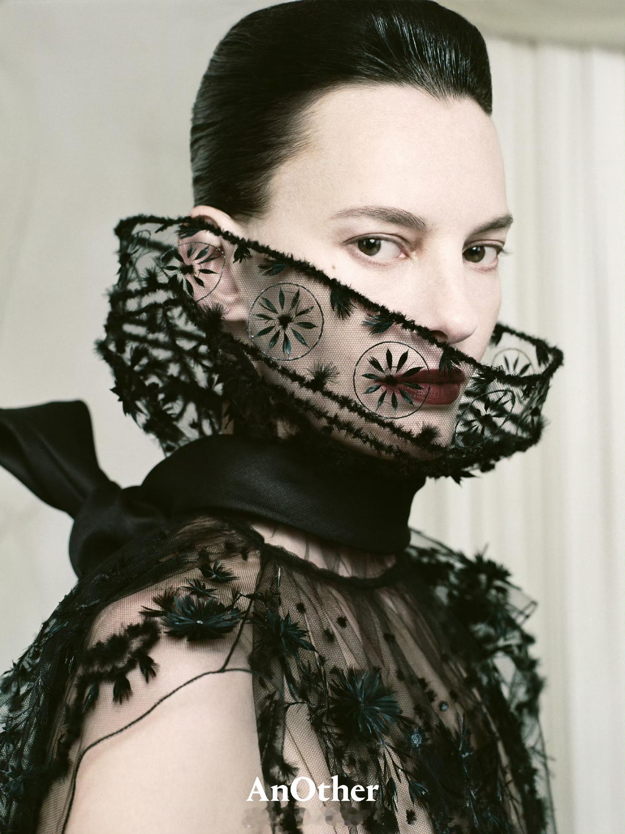 MOK_Magazine 雎晓雯 & Amanda Murphy / AnOth