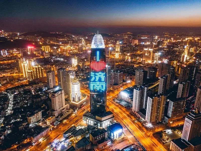 你对今天的气温感受如何?济南地区这几日着实寒冷，老人和孩子在家都穿上了防寒服。周