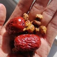 《素食斋》第54天
最近工作有点忙，
经常忘记拍照片。
刚好午餐已吃过，
饭后零