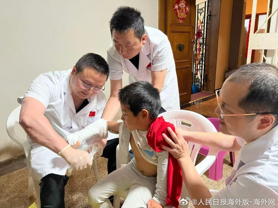 【中国援非医生跨月坚守，成功救治当地骨折患儿】在遥远的非洲大陆，中国（湖南）第2