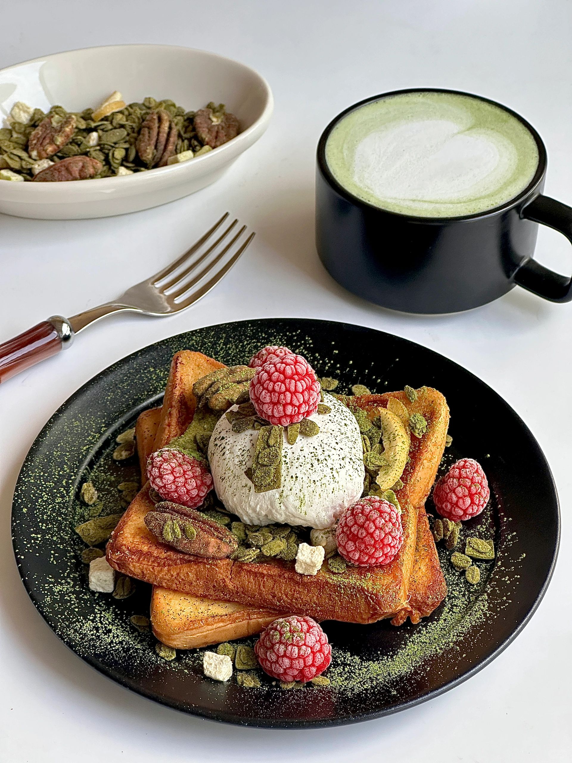 元气早餐｜抹茶燕麦酸奶球西多士