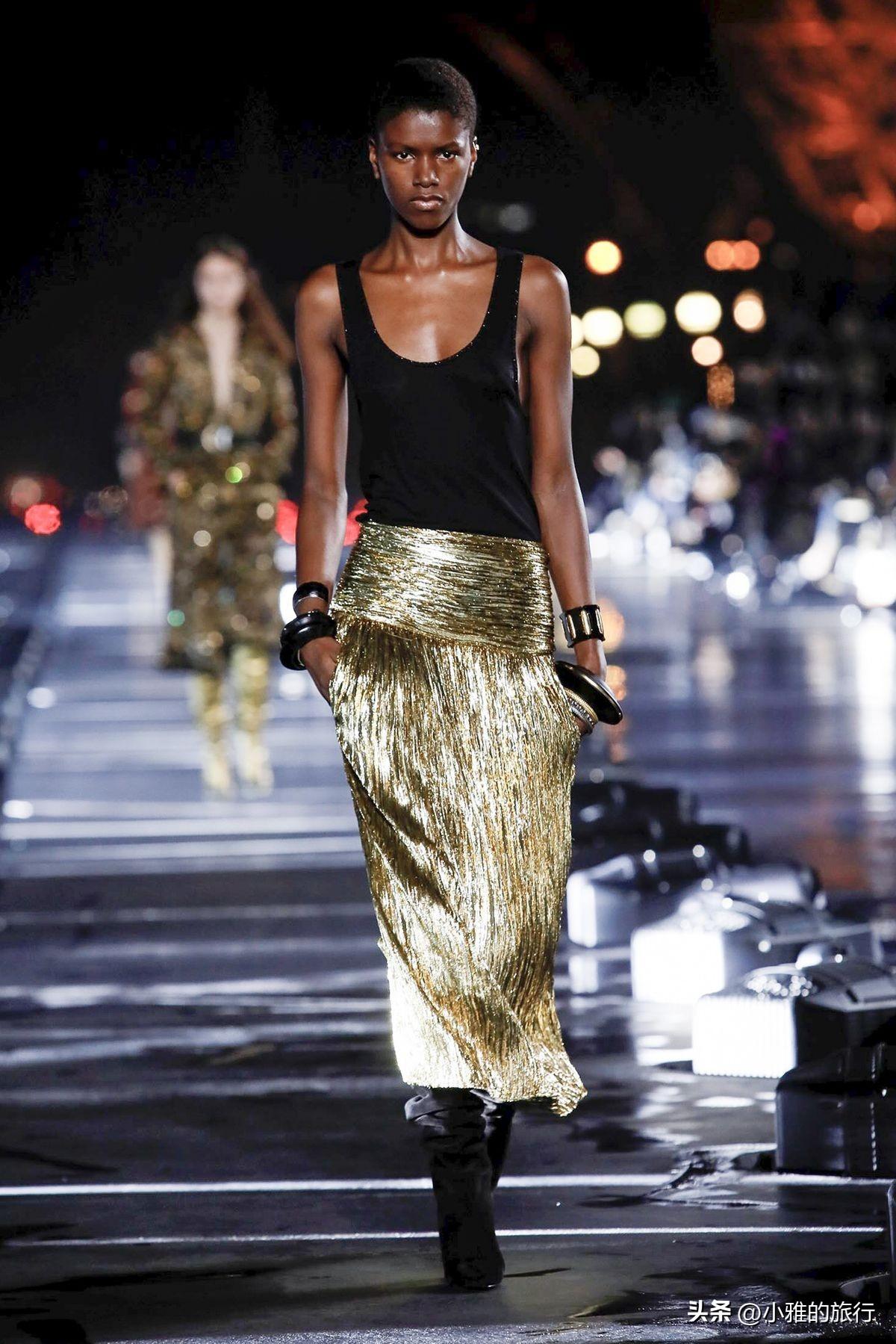 Saint Laurent 2020春夏成衣系列
 
圣罗兰2020春夏成衣秀氛