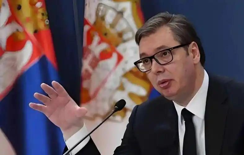 [月亮]细思极恐！塞尔维亚总统武契奇预言第三次世界大战可能已经开打！


这句话