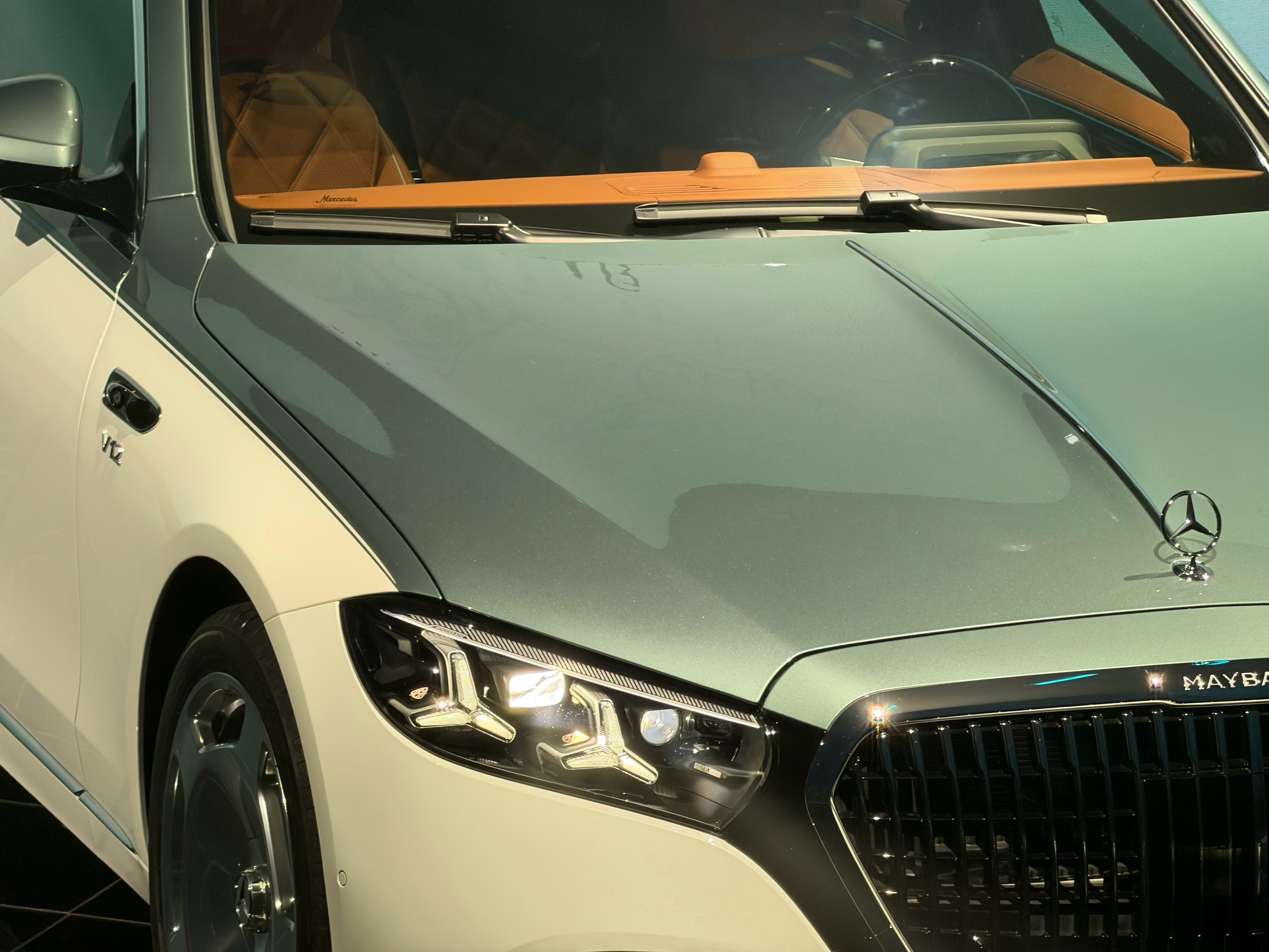 新一代迈巴赫S级轿车全新迈巴赫S级，全球首发！ 