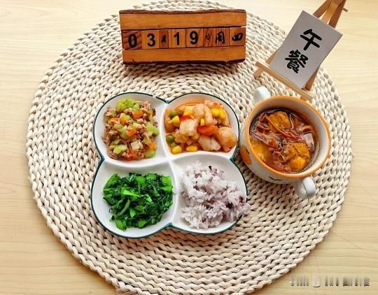 幼儿园的家长们注意了，明天起这些食物禁止进校园

家里有上幼儿园的宝爸宝妈看过来