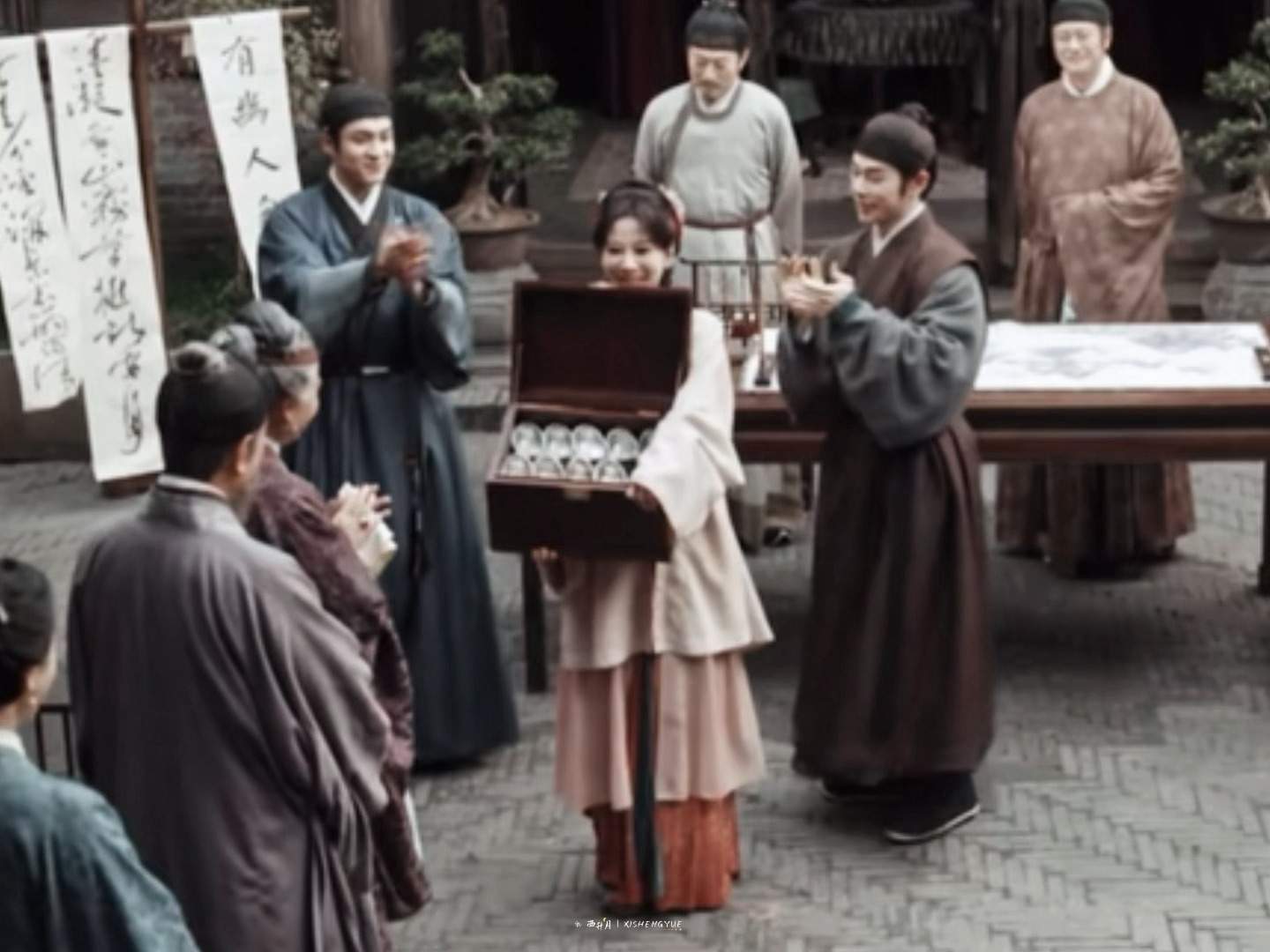 我真的要被这个暗暗得意炫耀的小鼻嘎李祯萌坏了🥹杨紫李祯电视剧家业