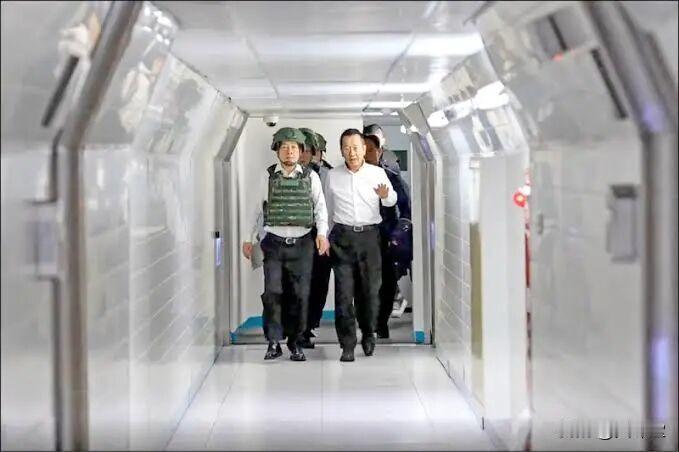 赖清德深夜演练逃跑，街景照片暴露台湾“万钧计划”逃跑路线？一个死硬的“台独”务实