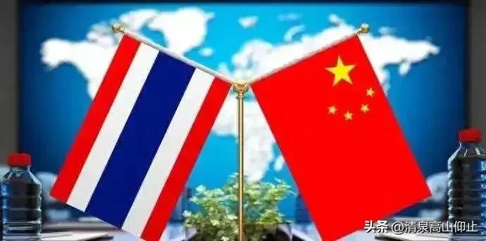 接棒佩通坦！

因泰柬边境争端的电话门被解职的前总理佩通坦，上月底辞去为泰党总裁