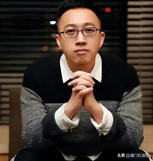 《凤囚凰》被骂上热搜，导演于正第一时间发布长文，不是为自己喊冤，不是来辩解，而是