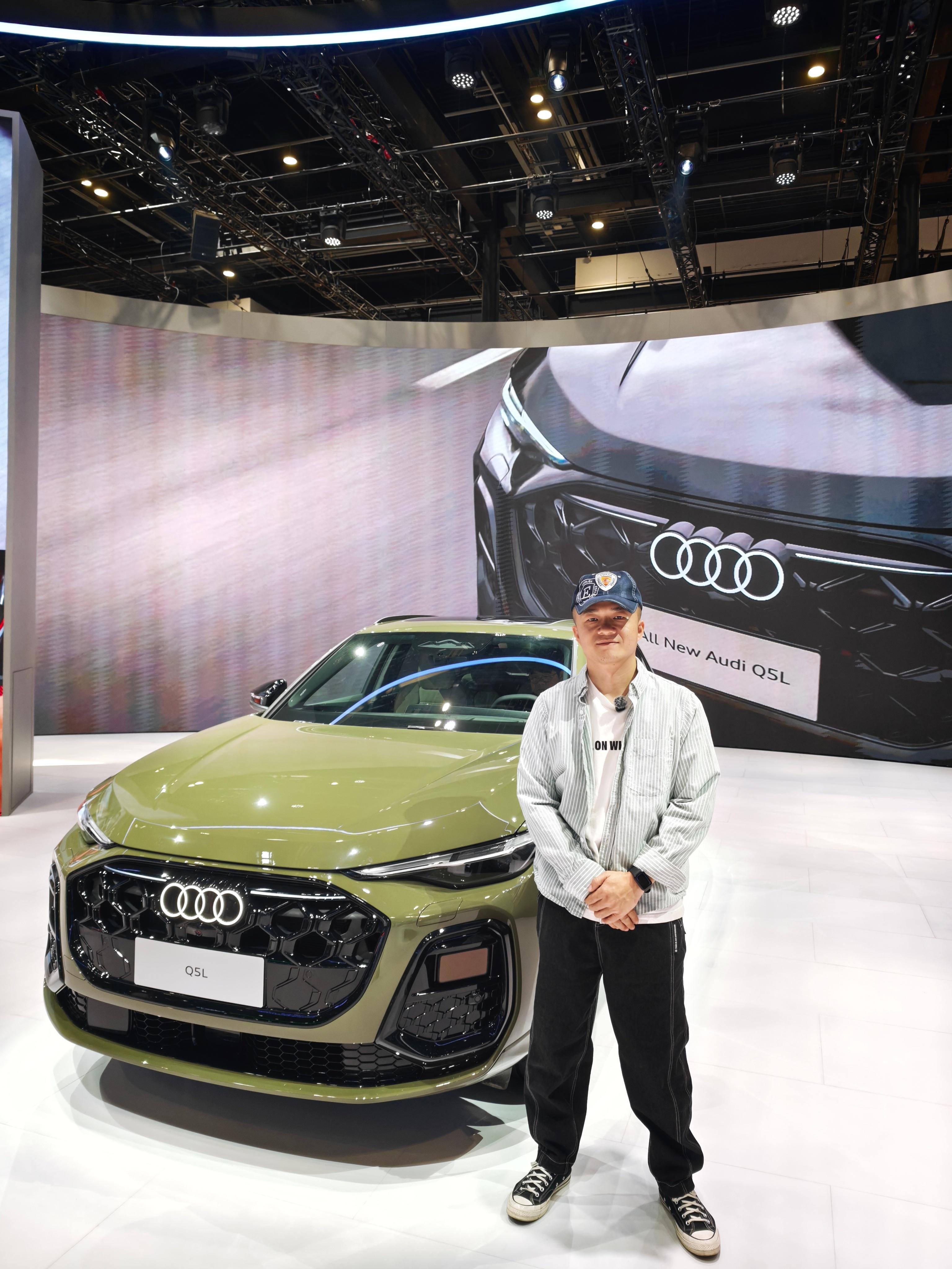 今天逛到奥迪展台，顺便打卡，奥迪A5L真帅，A6L也年轻化了，奥迪的电动车设计风