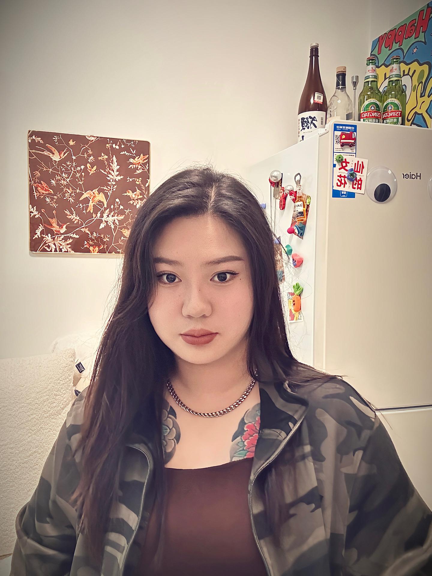 心非木石岂无感  吞声踯躅不敢言