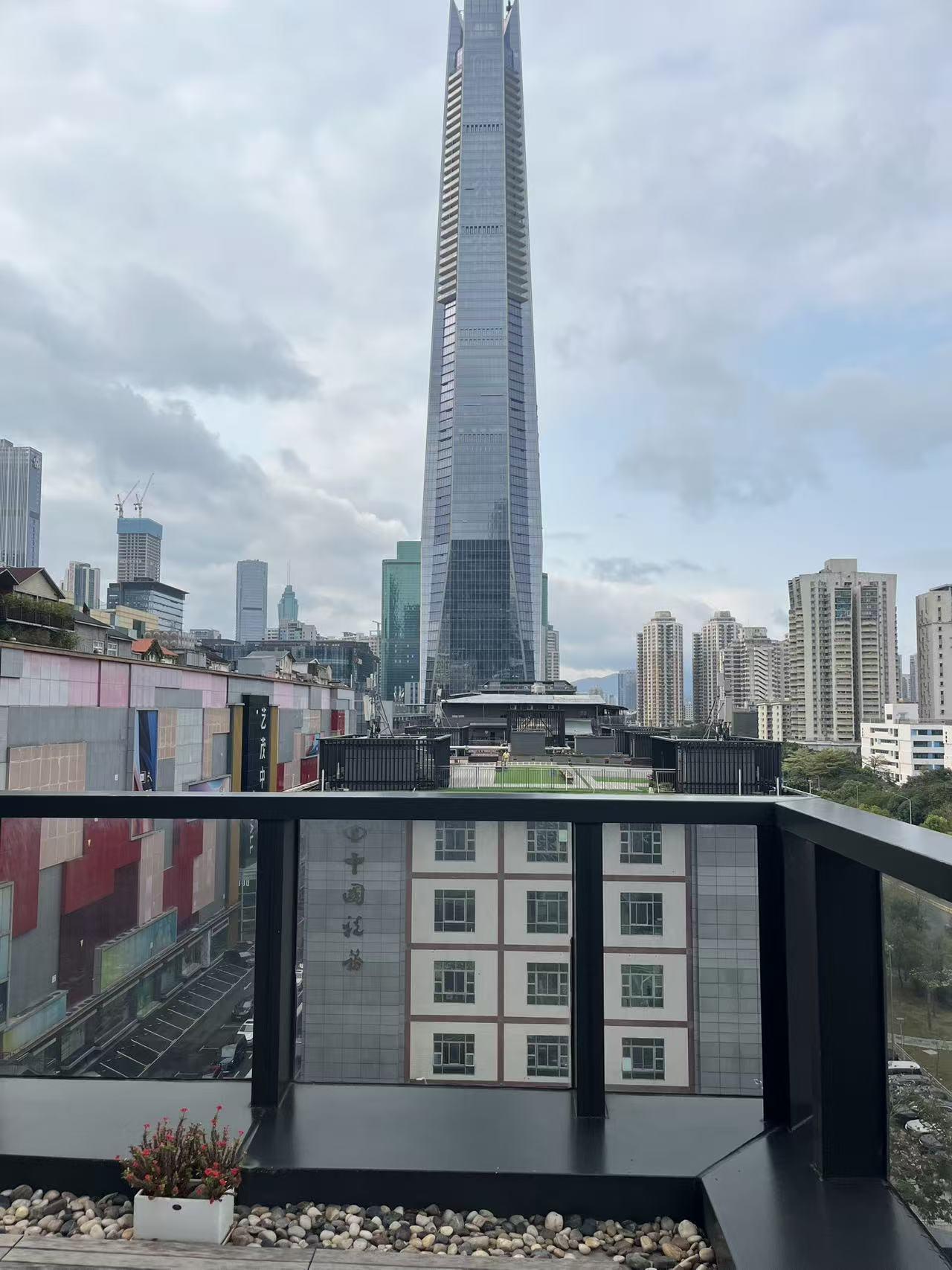 就问你服不服？2025深圳这三家工业企业赚了1300亿元，还投入2668亿元搞研