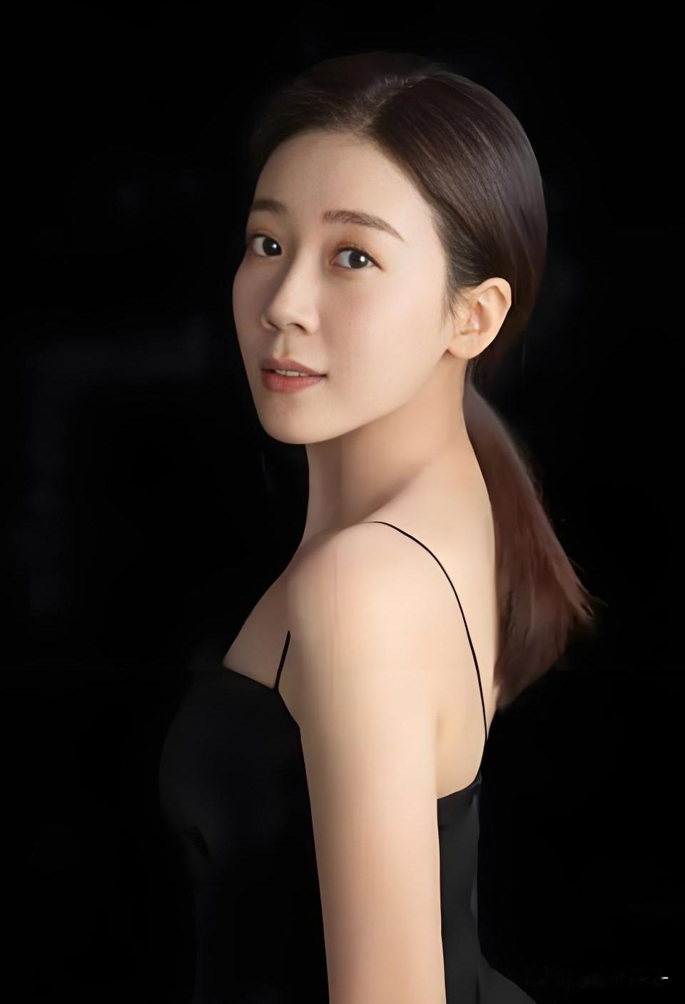 《米良与麦青》，

最勇敢的就是马天女演的艳红了，

要不是她在最后关头选择了站