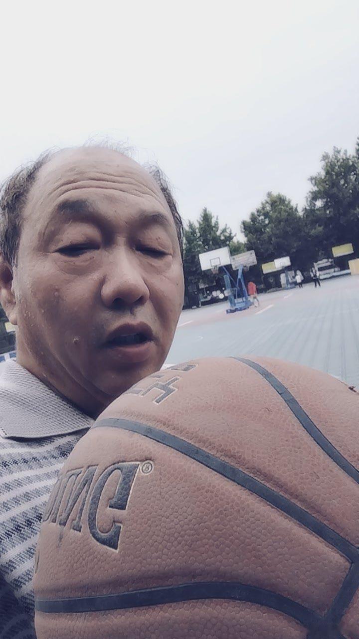 5：6：4，30个罚球线位置投进15个。100个三分球投进27个。 ​​​