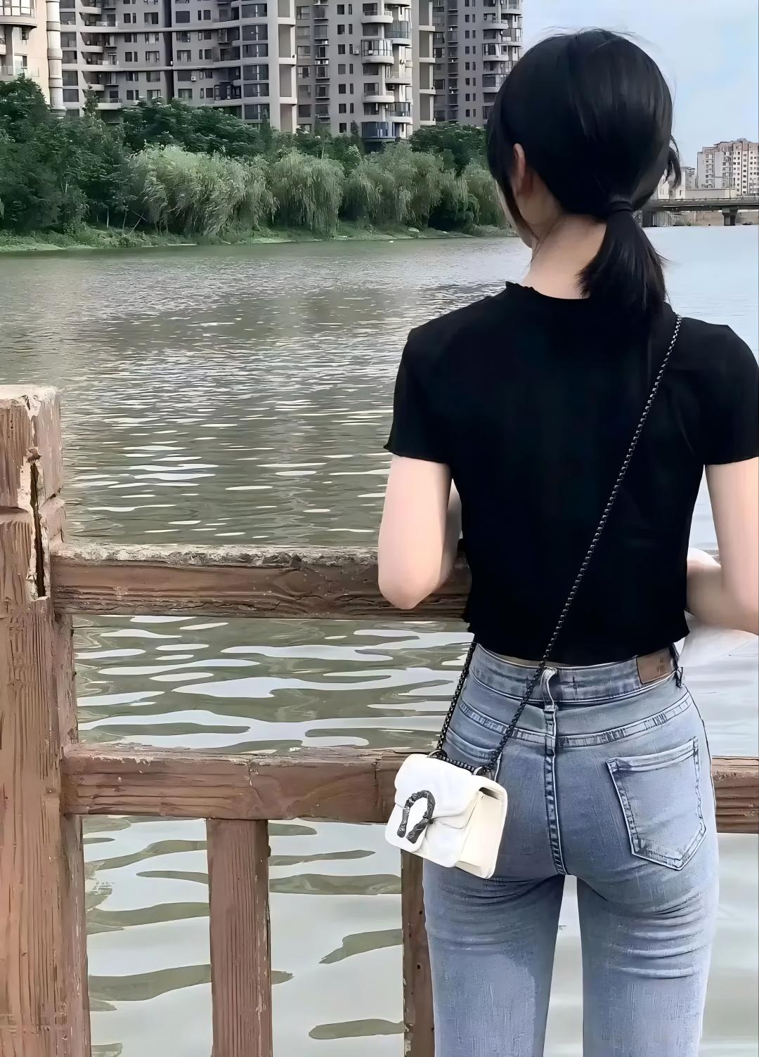 只要涉及到自己的利益，情绪是很难控制的。