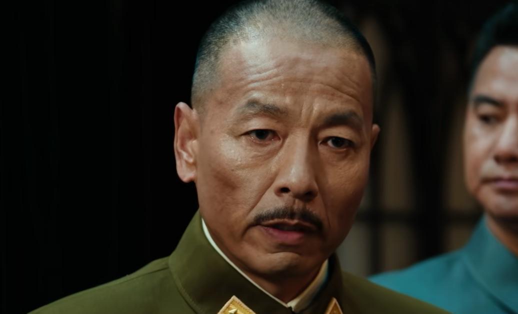《征途》 一部收视登顶的献礼大剧，居然在第一个反派出场上翻了车。 有观众的原话更
