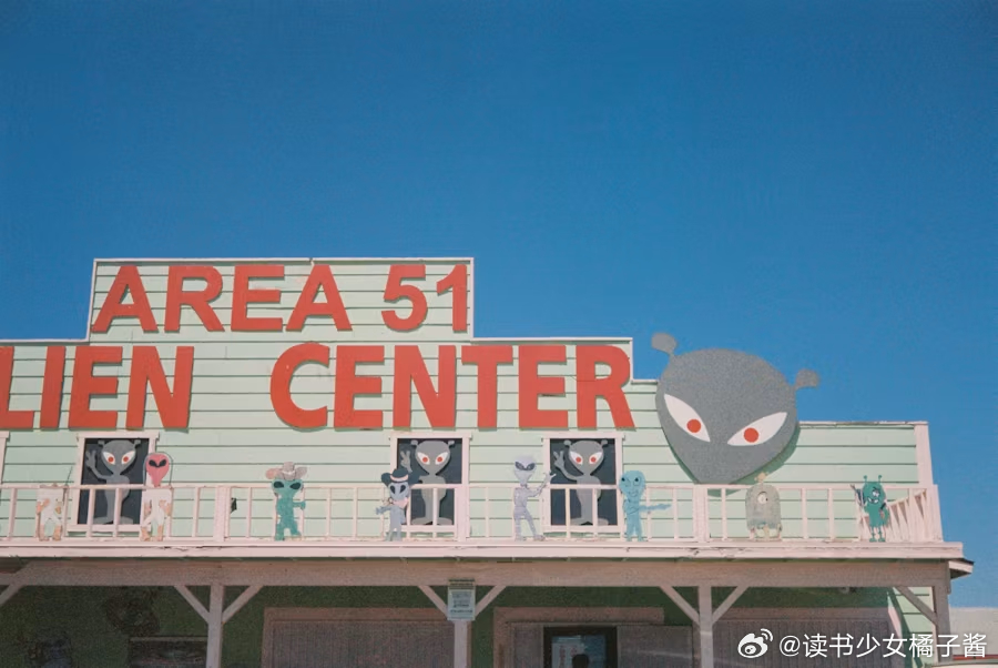 因为青春总会召唤青春。----- F.S.菲兹杰拉德 