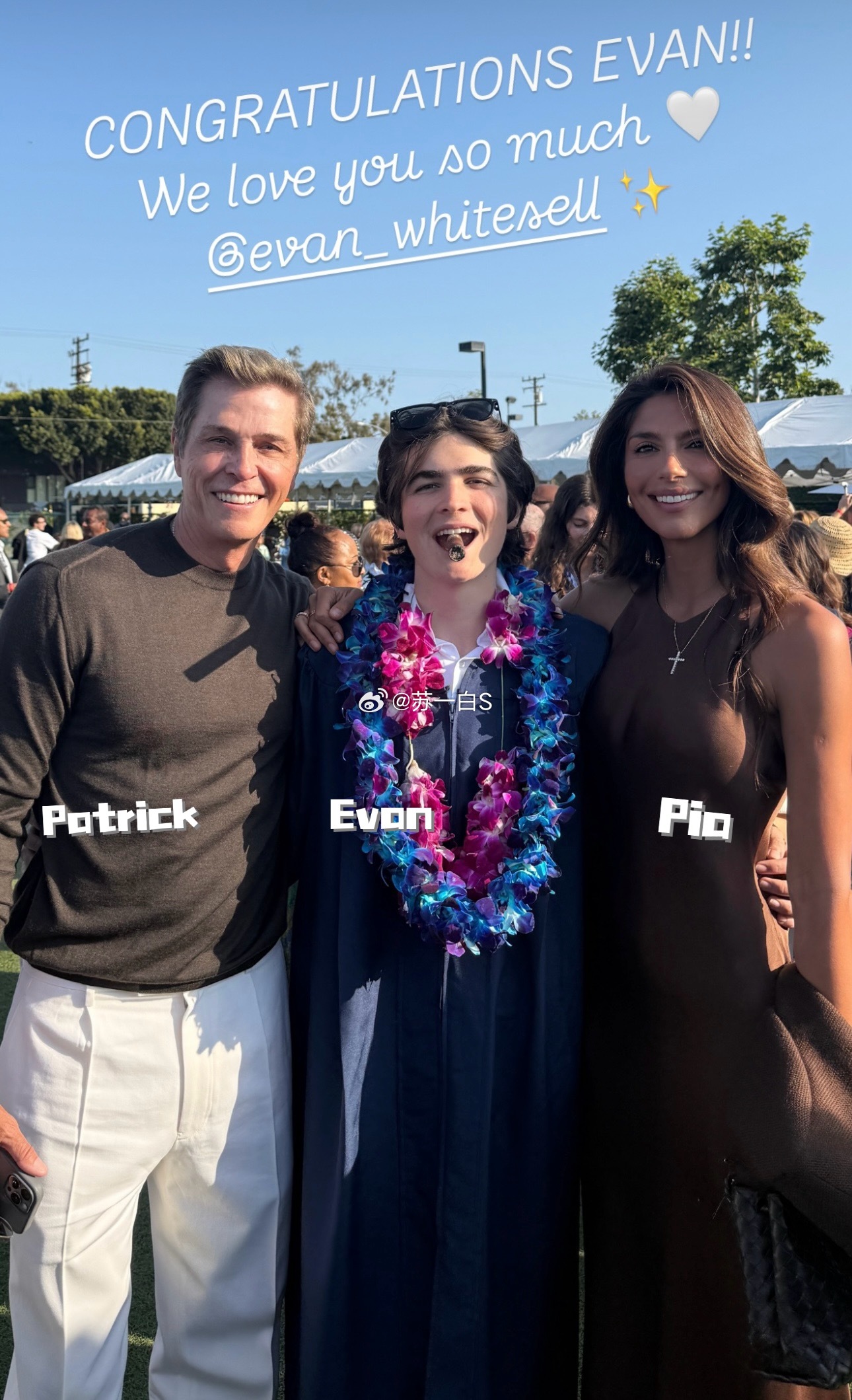 桑切斯跟前夫Patrick Whitesell的儿子Evan高中毕业了🎓准备去